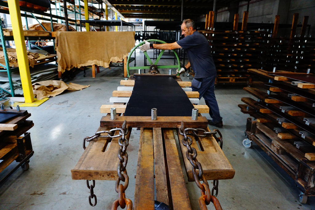 Cuir sellier - Cuir pré étiré - Tannerie Radermecker